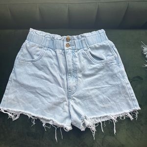 Cinched waist denim shorts